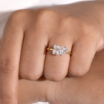 Oval & Radiant Diamond Engagement Ring in 14K/18K Gold