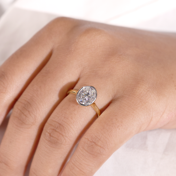 18K Yellow Gold Oval Cut Lab Grown Diamond Engagement Ring