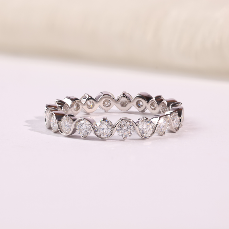Round Diamond Eternity Wedding Band in 14K Gold